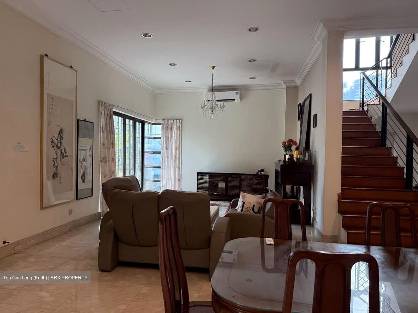 Grove Avenue (D10), Semi-Detached #540962961